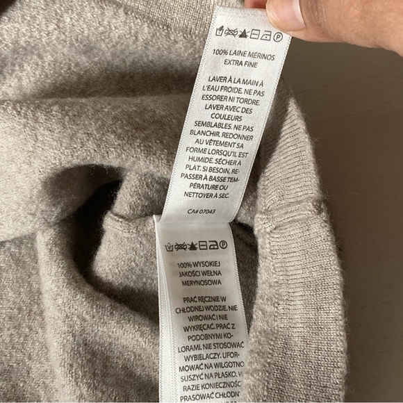 Christian Lacroix Shirt Sweater Men’s Beige Size M Extra fino Merino Wool - Picture 10 of 16